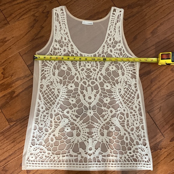 K Dream cream crochet tank top - Size Small - Picture 8 of 10